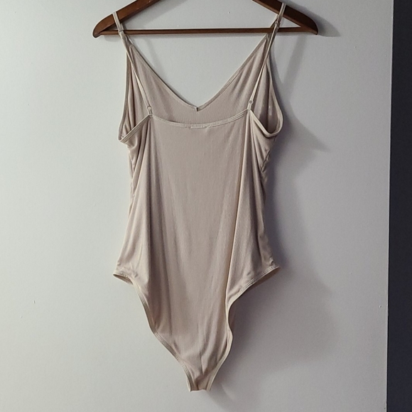 Bodysuit - Picture 2 of 4